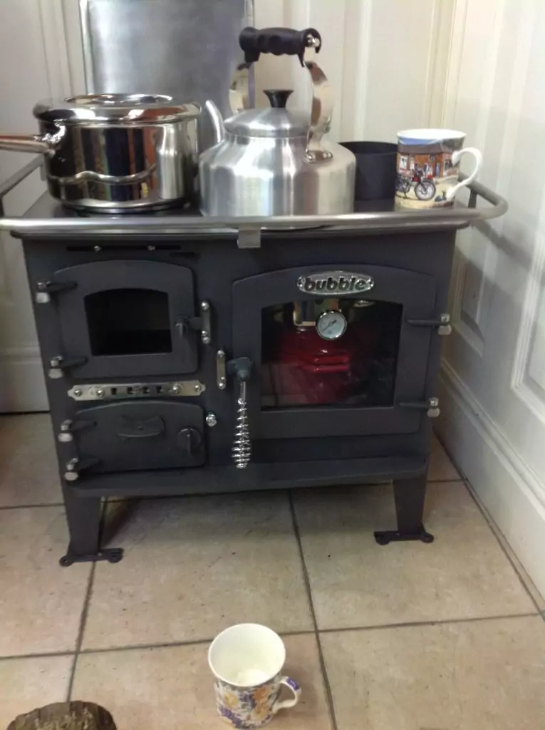 Bubble Boat Cooker in Galley