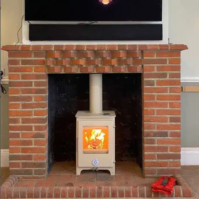 Short Penguin Stove Colour Option - Polar Bear Belly